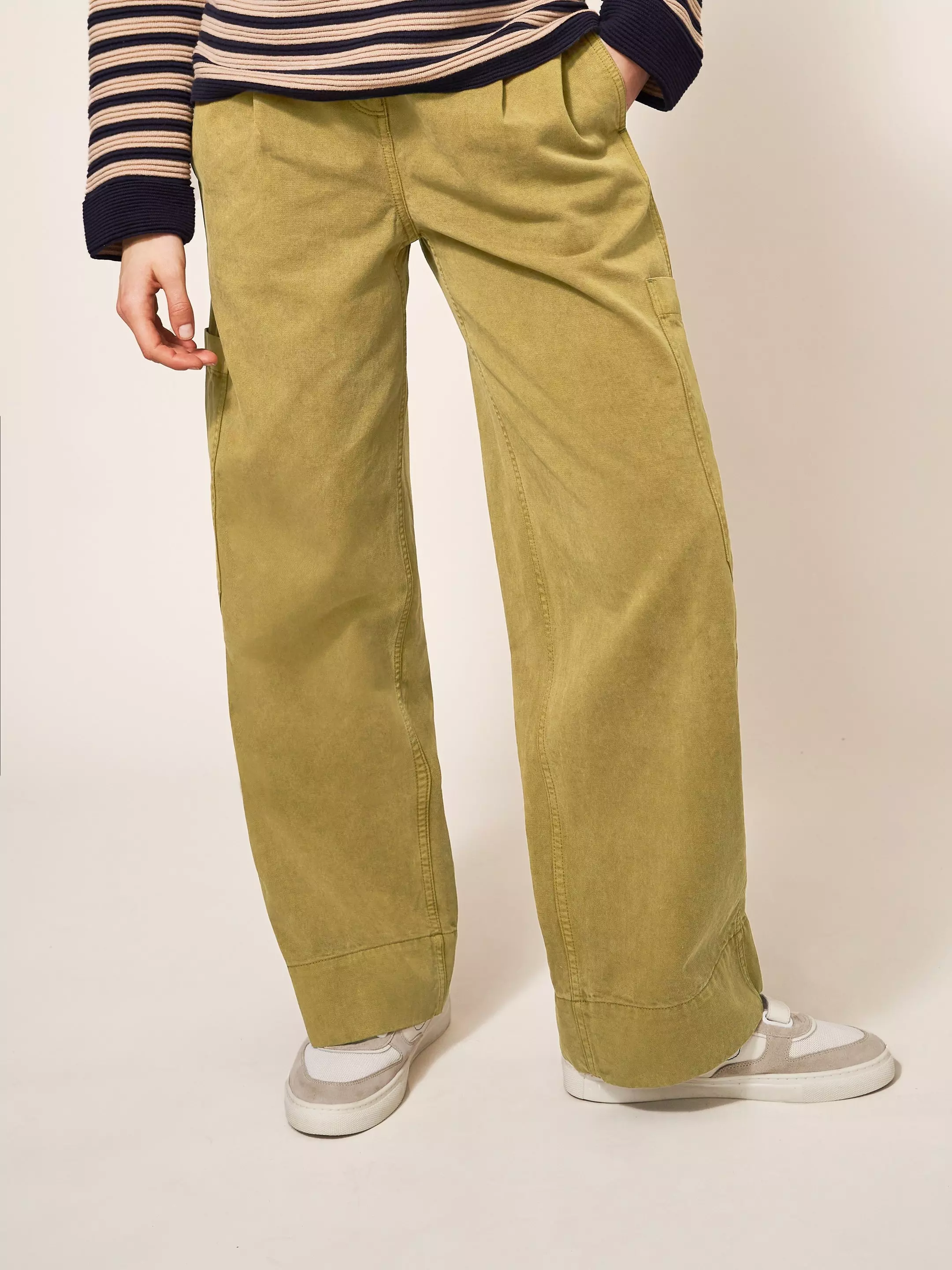 Carlie Wide Leg Cargo Trouser 3 Carlie Wide Leg Cargo Trouser