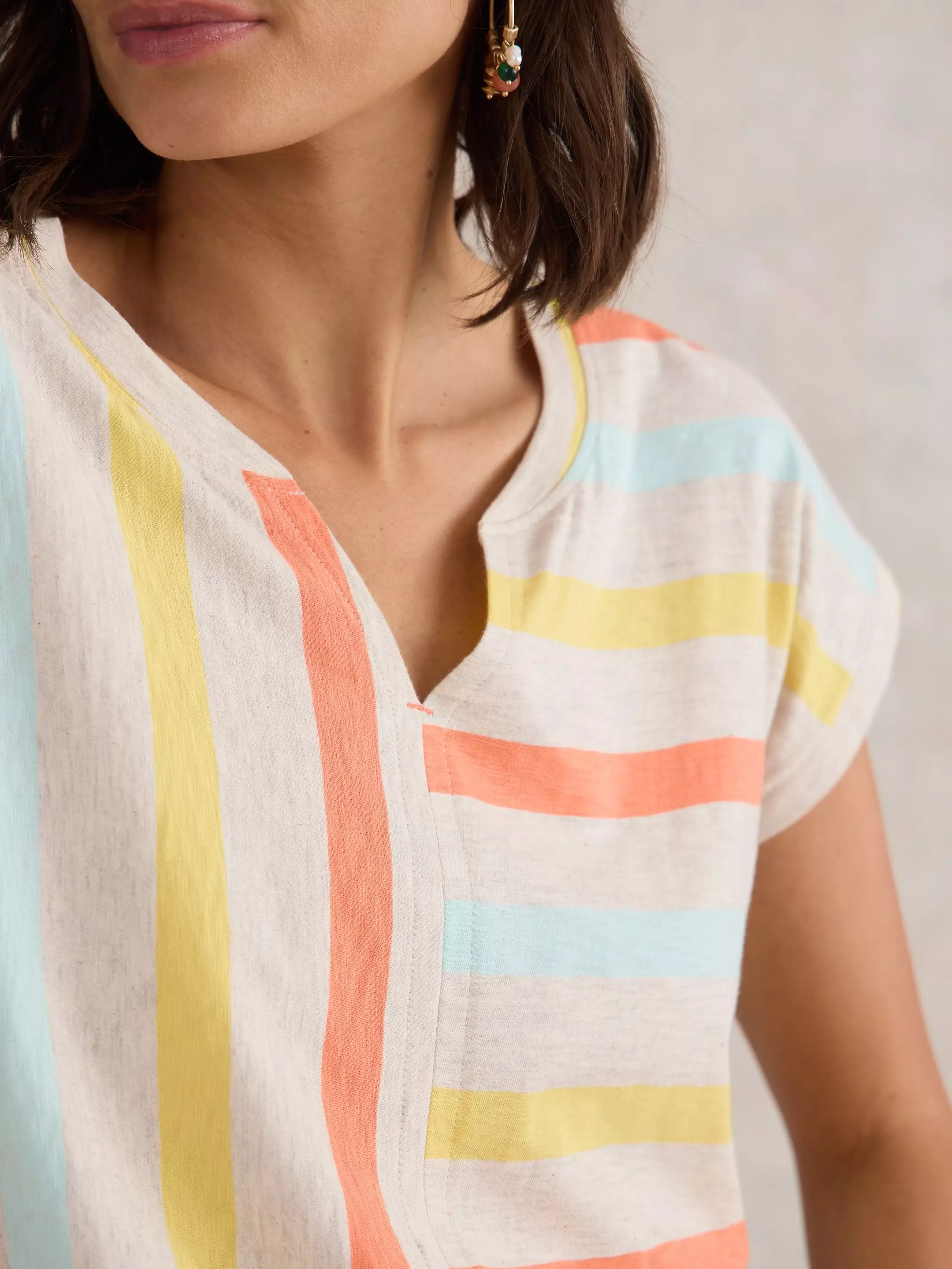 NELLY NOTCH NECK COTTON TEE 3 NELLY NOTCH NECK COTTON TEE