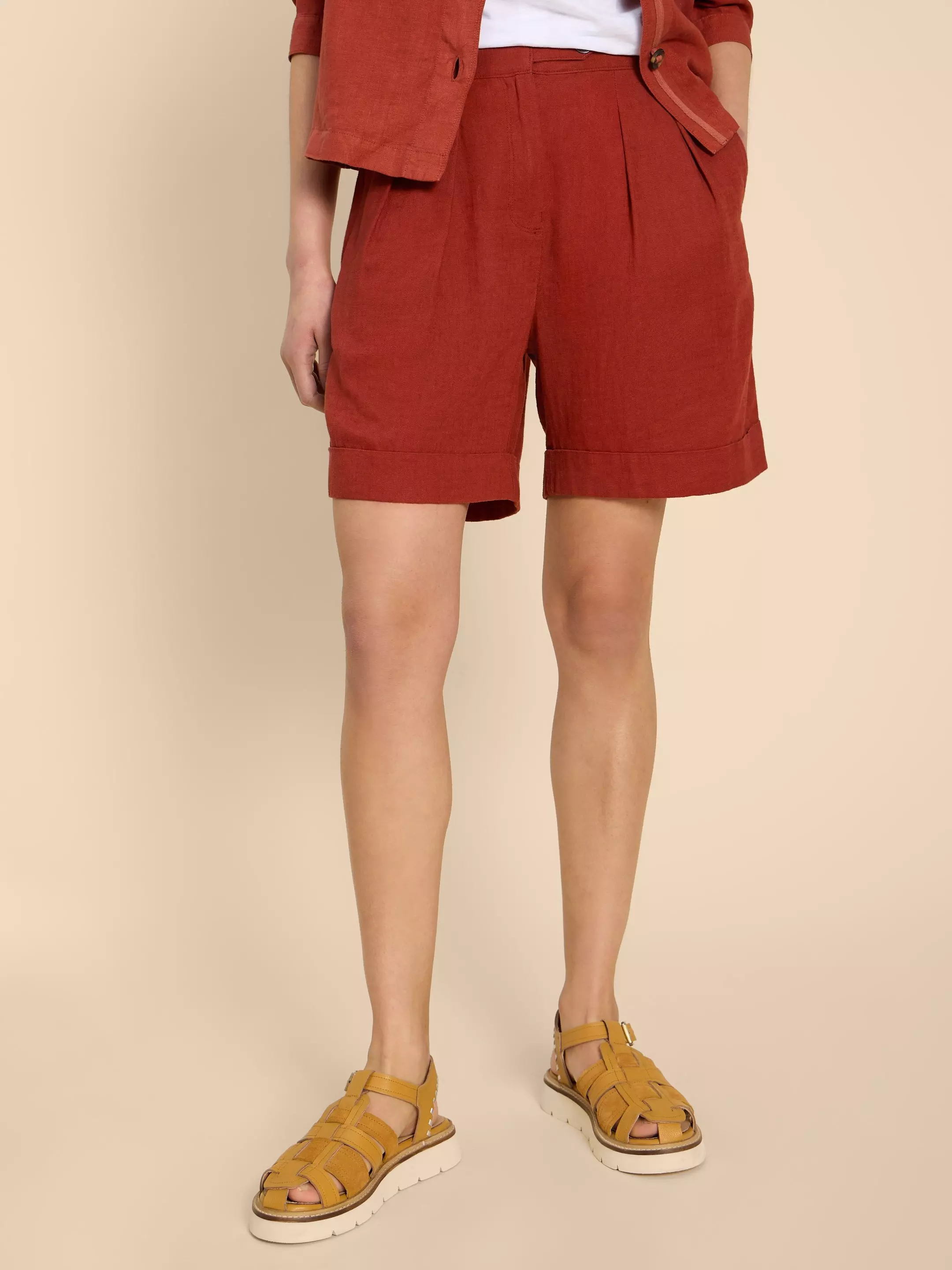Una Shorts 4 Una Shorts
