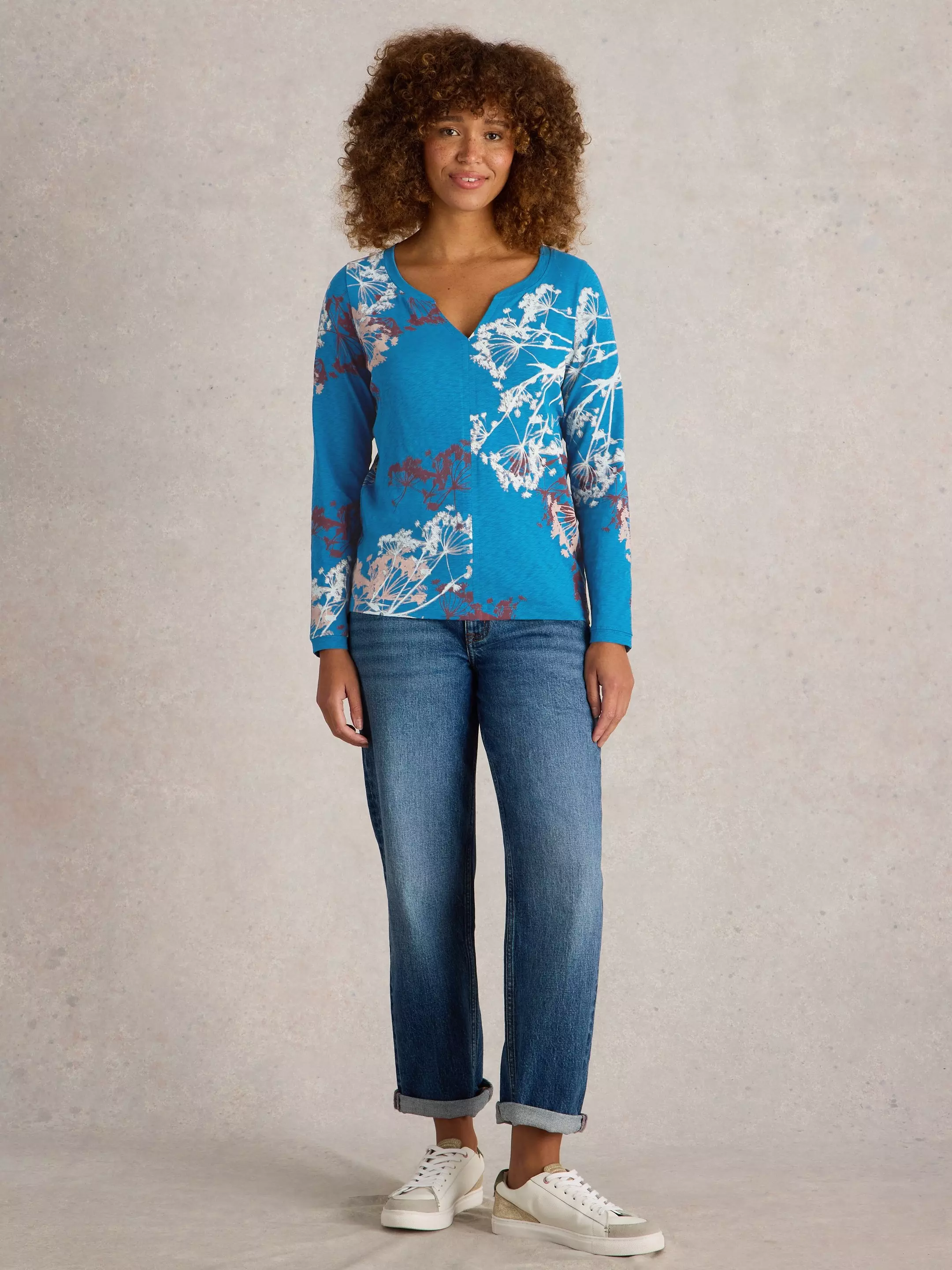 NELLY NECK TEE 3 NELLY NECK TEE