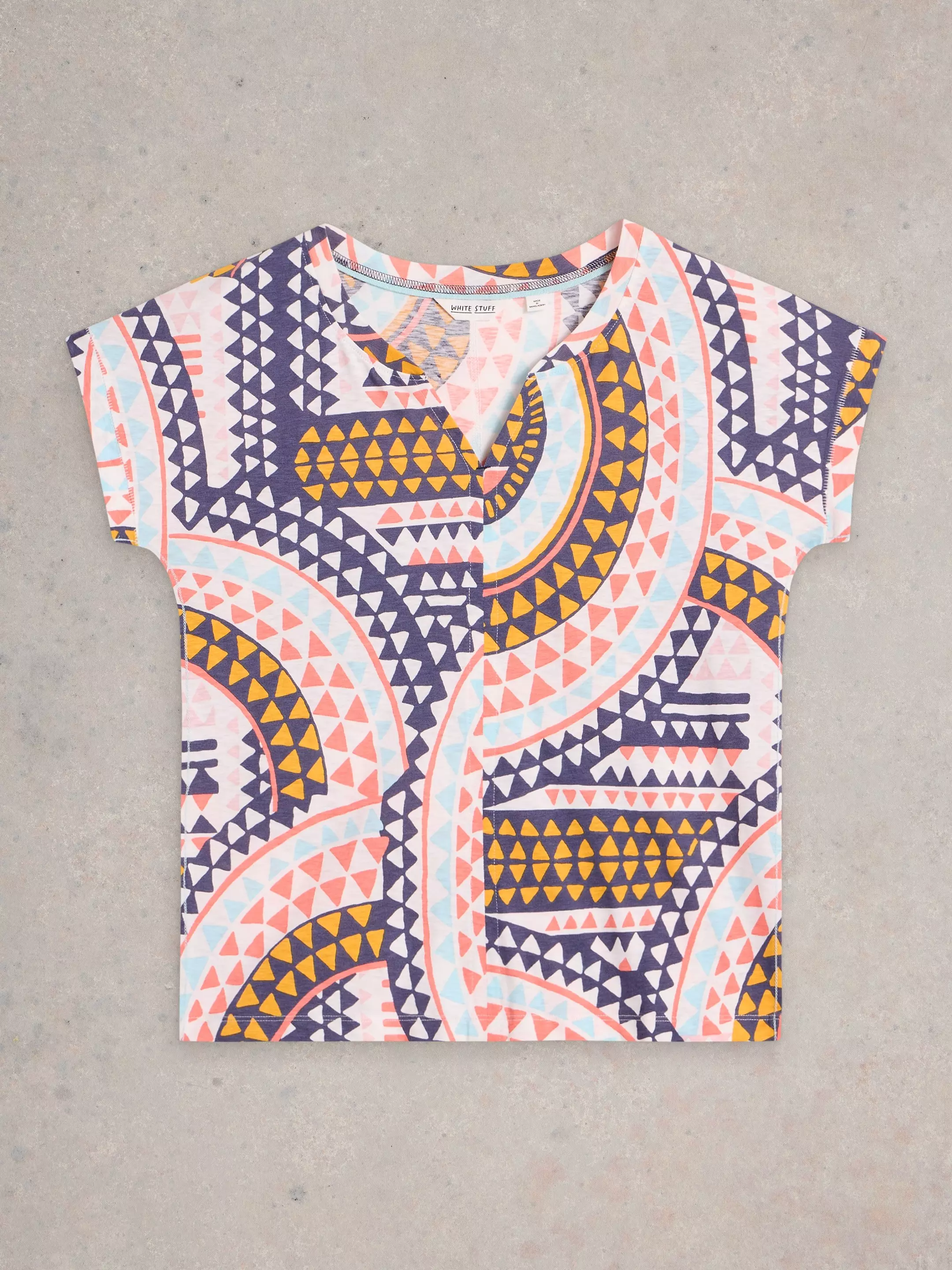 NELLY NOTCH NECK SHORT SLEEVE TEE 6 NELLY NOTCH NECK SHORT SLEEVE TEE