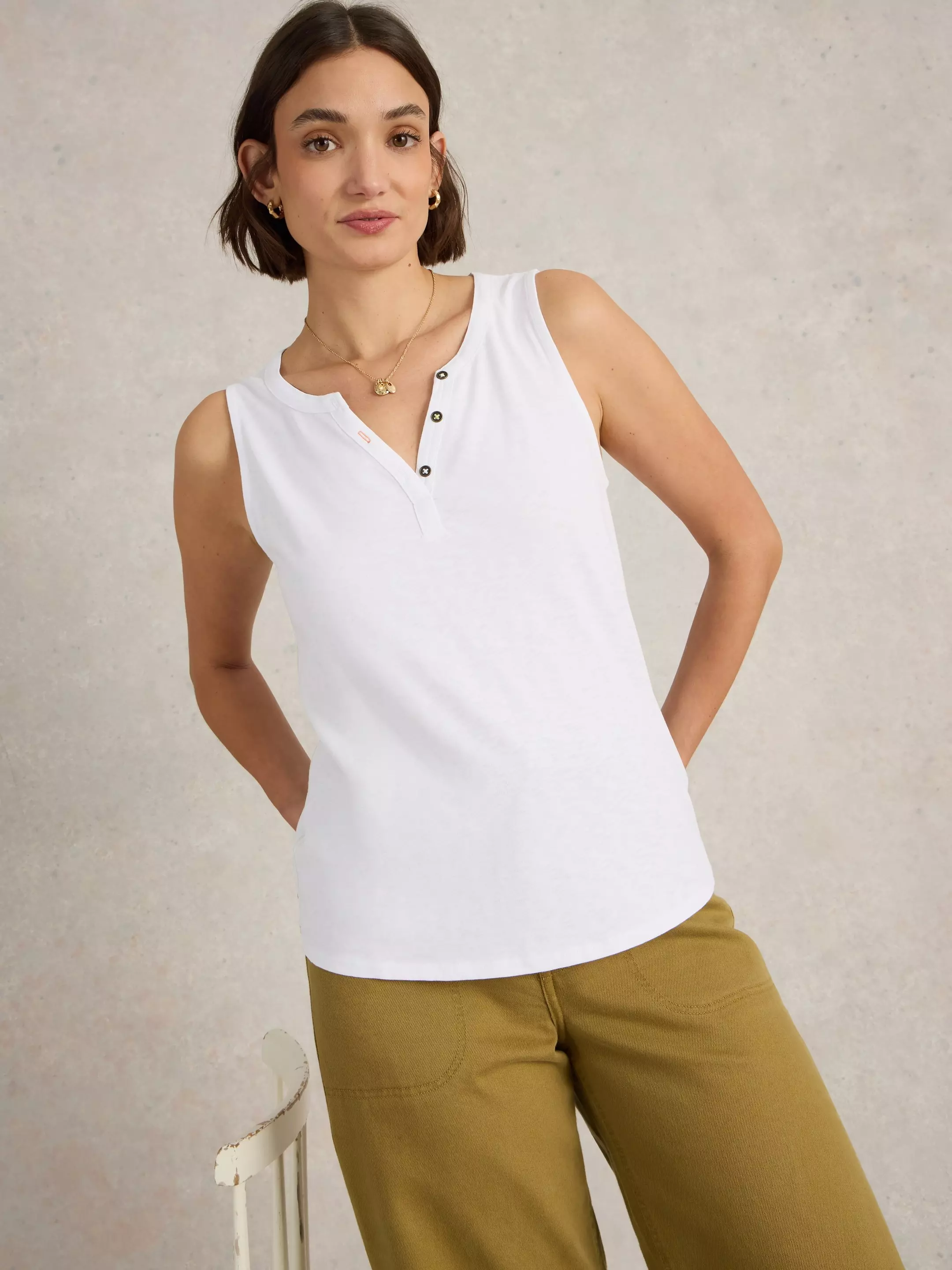 LOLA VEST