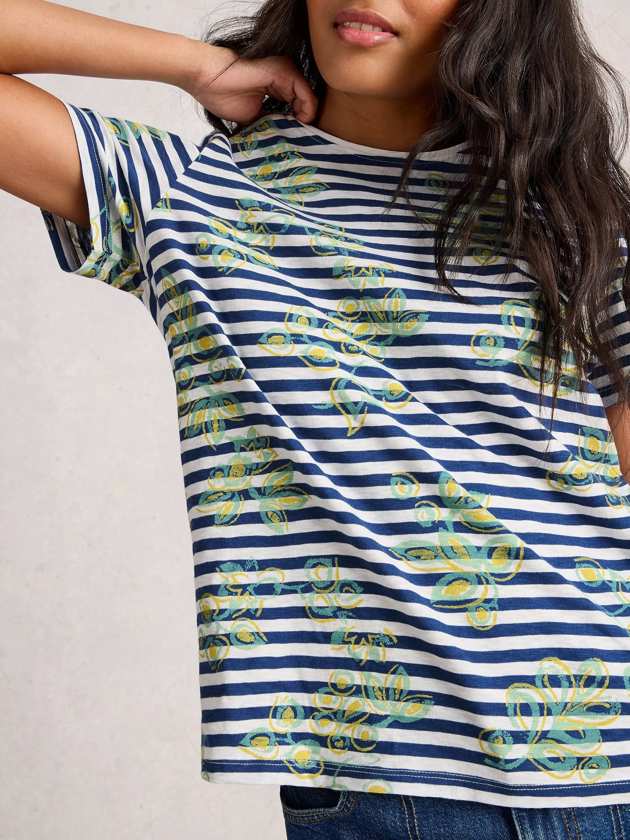 ABBIE CREW NECK SHORT SLEEVE TEE 4 ABBIE CREW NECK SHORT SLEEVE TEE