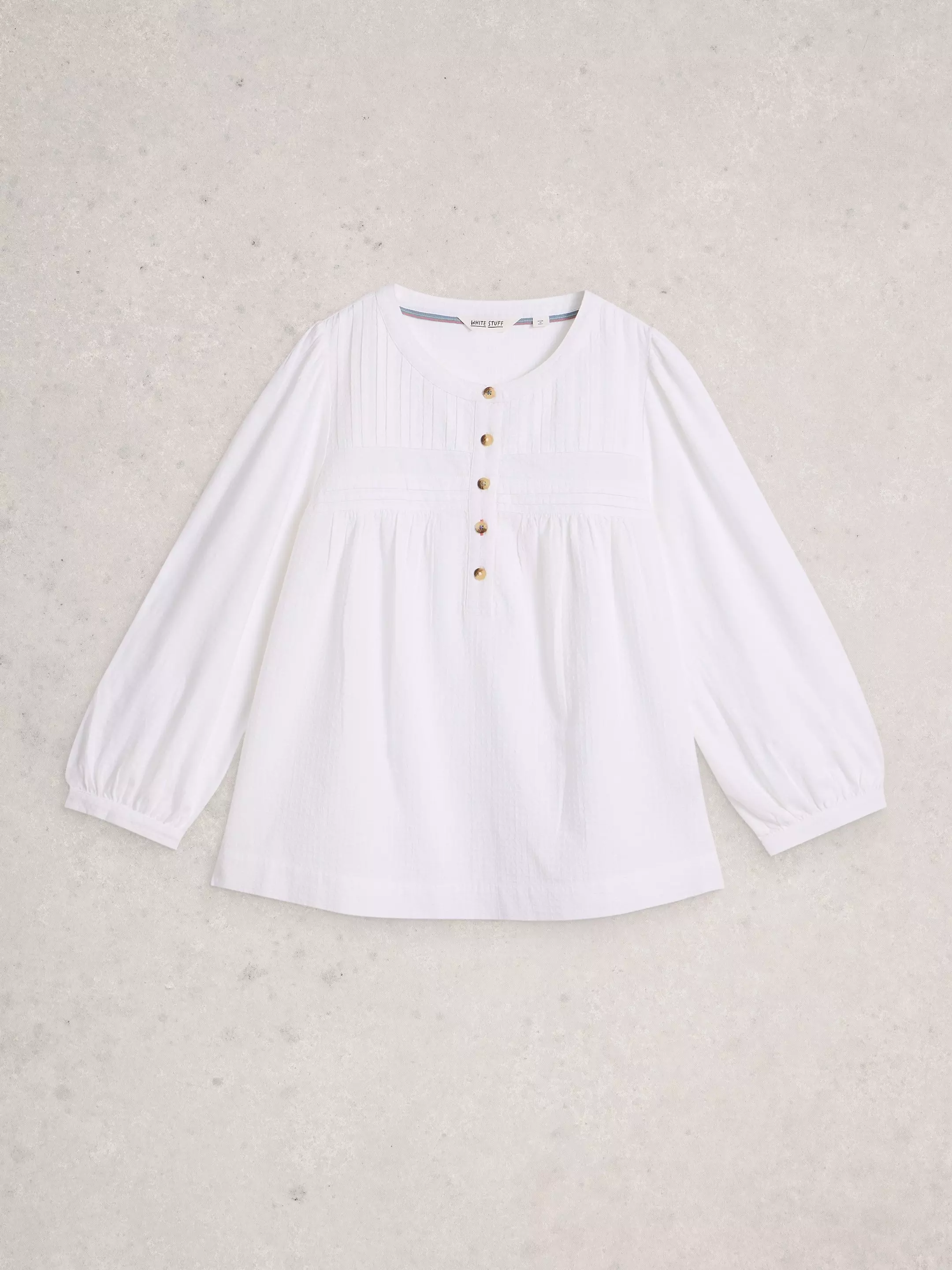 ISLA HALF BUTTON TOP 6 ISLA HALF BUTTON TOP