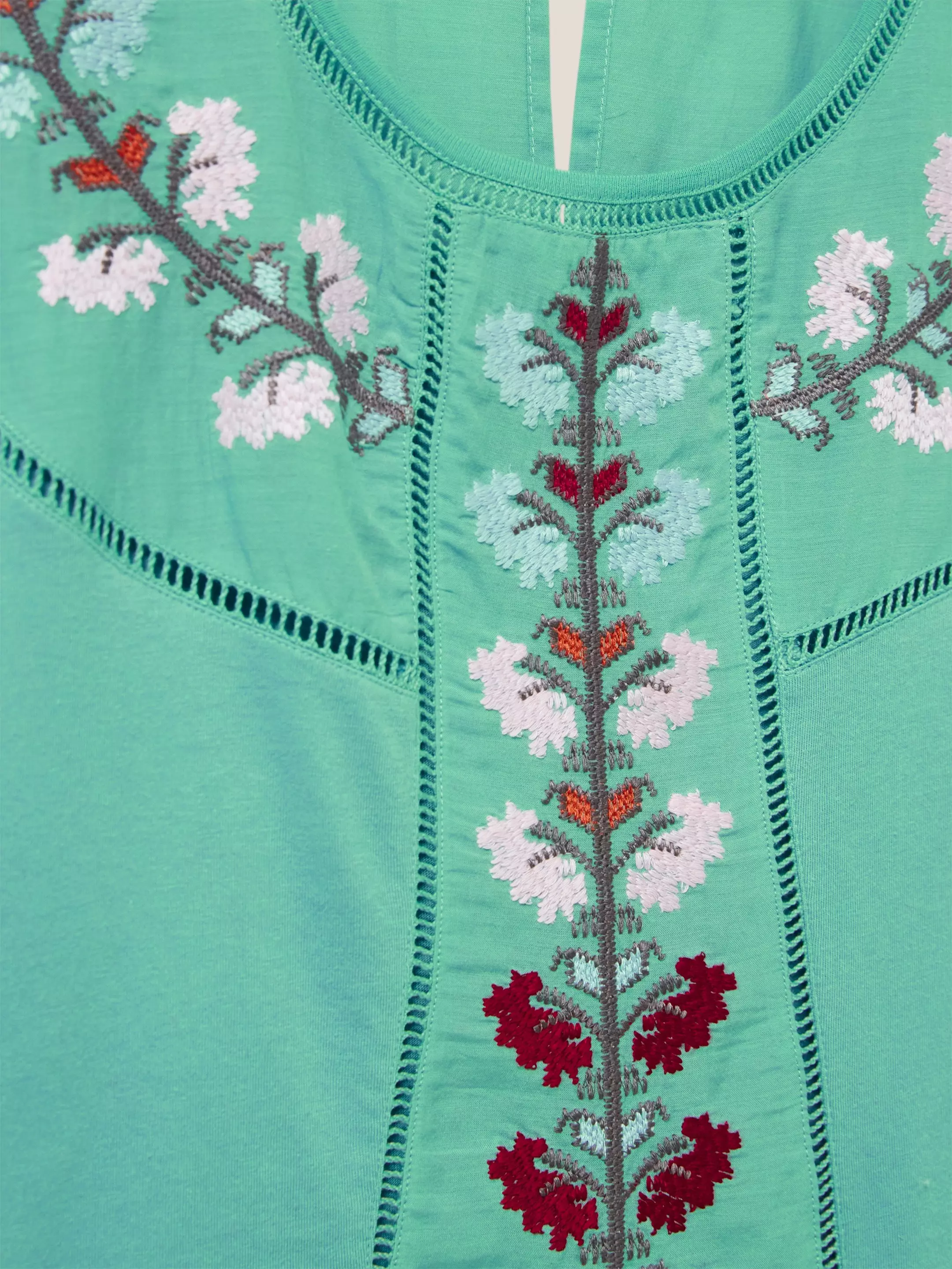 MOLLIE EMBROIDERED TOP 7 MOLLIE EMBROIDERED TOP