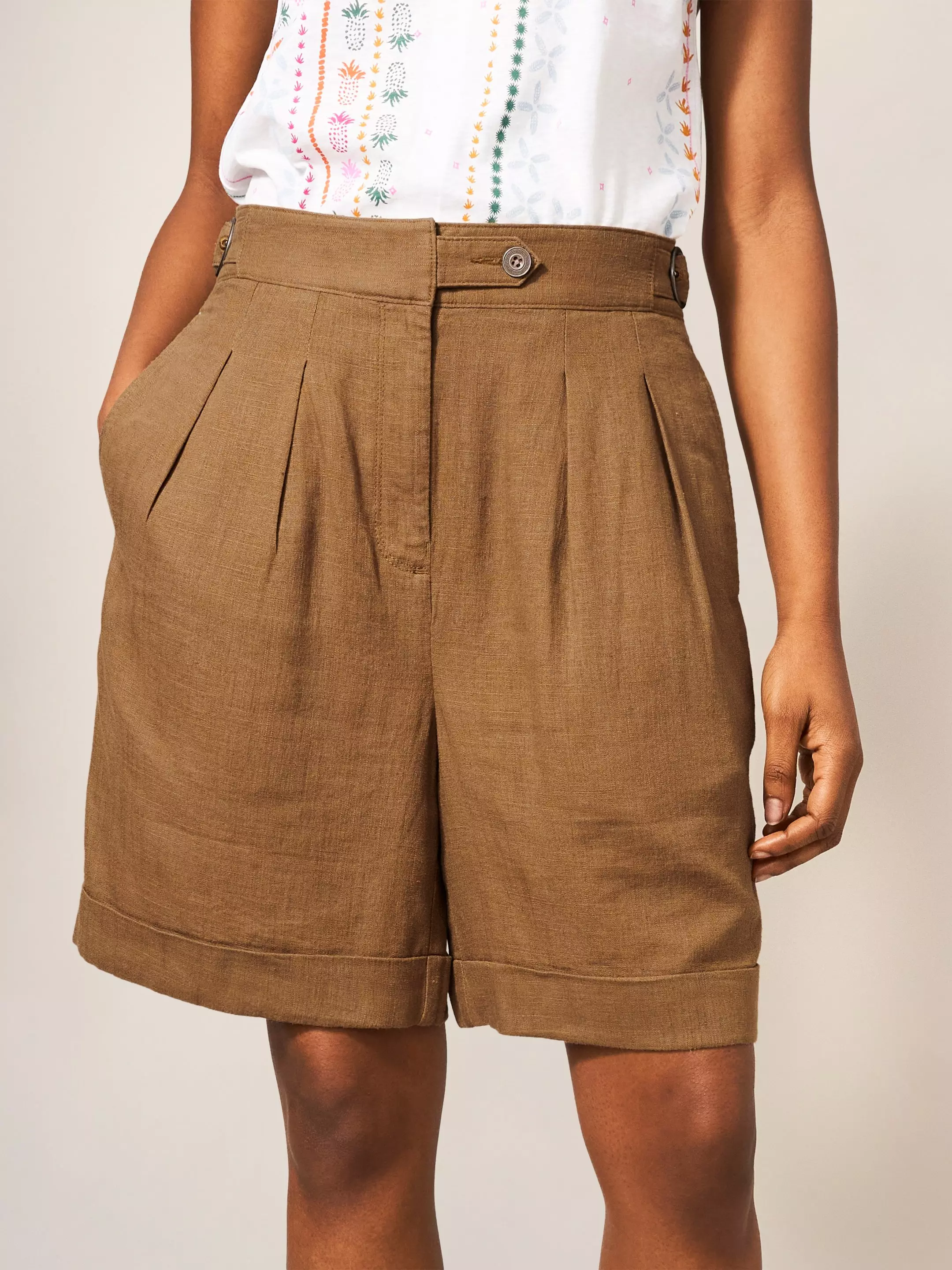 Una Short